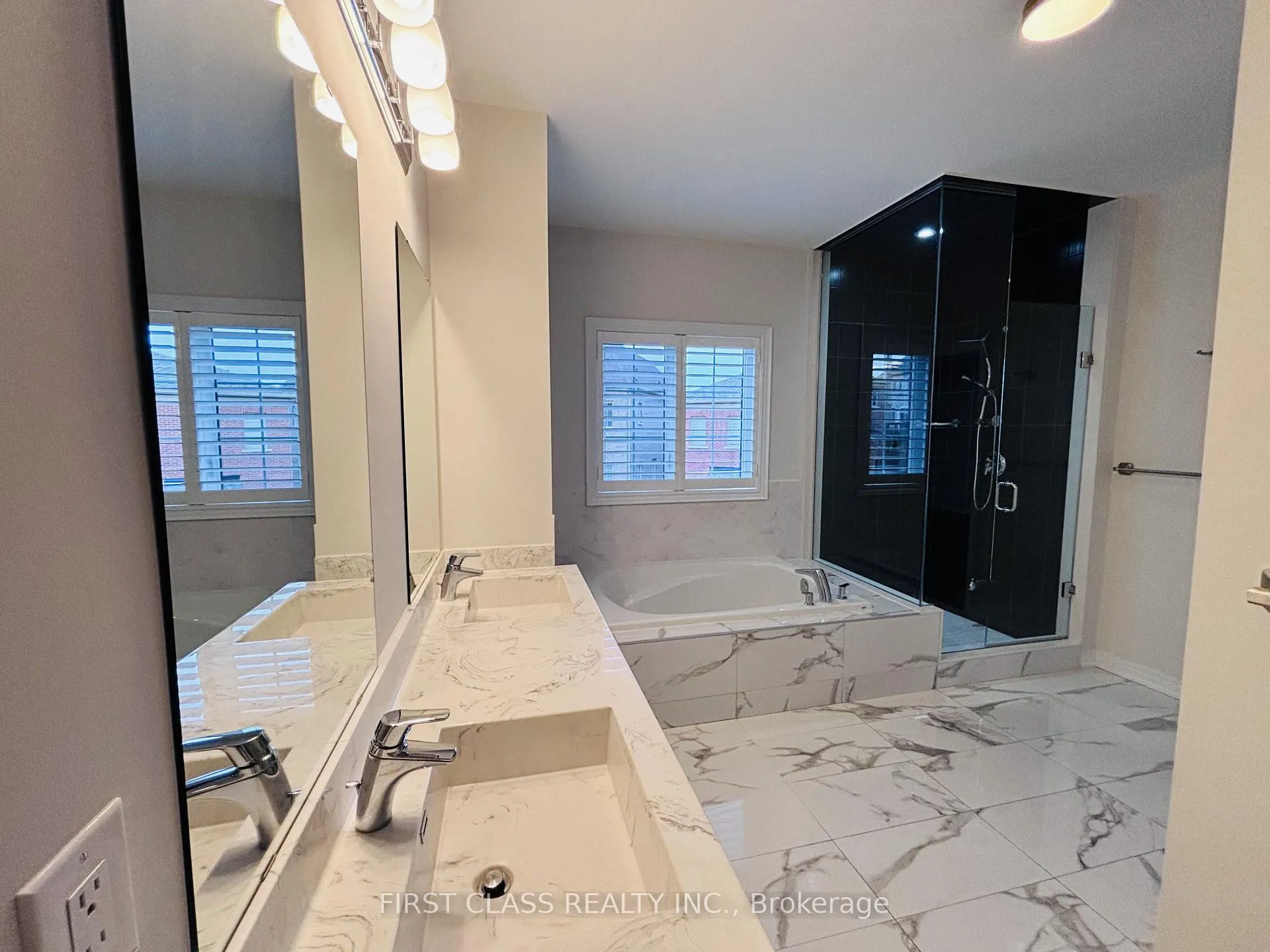 Photo 42 of 26 Leary Crescent, Richmond Hill, Westbrook — HOMEH