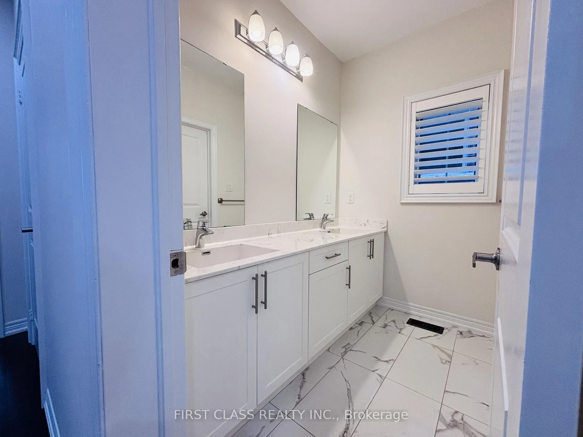 Photo 45 of 26 Leary Crescent, Richmond Hill, Westbrook — HOMEH