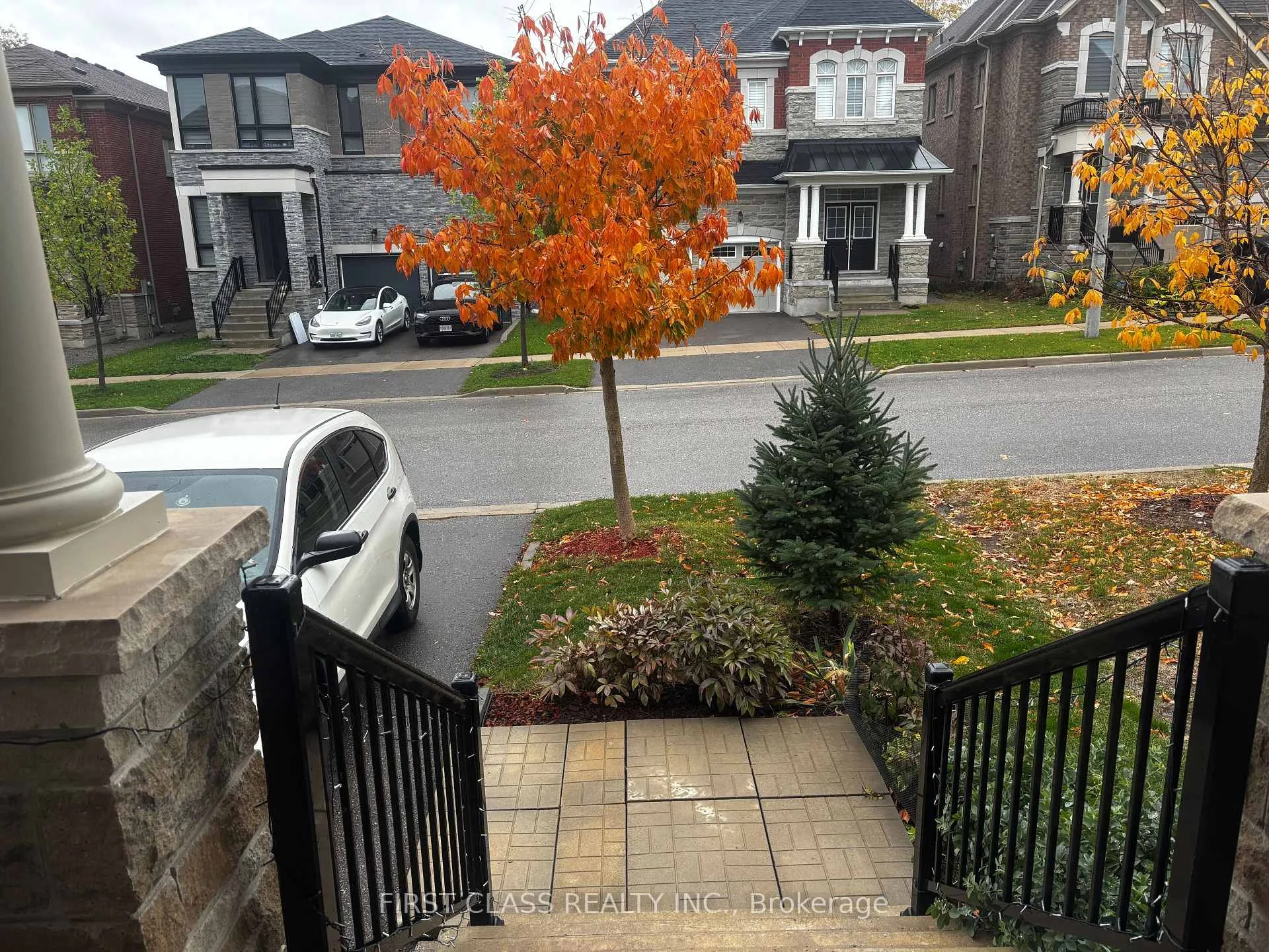 Photo 18 of 26 Leary Crescent, Richmond Hill, Westbrook — HOMEH