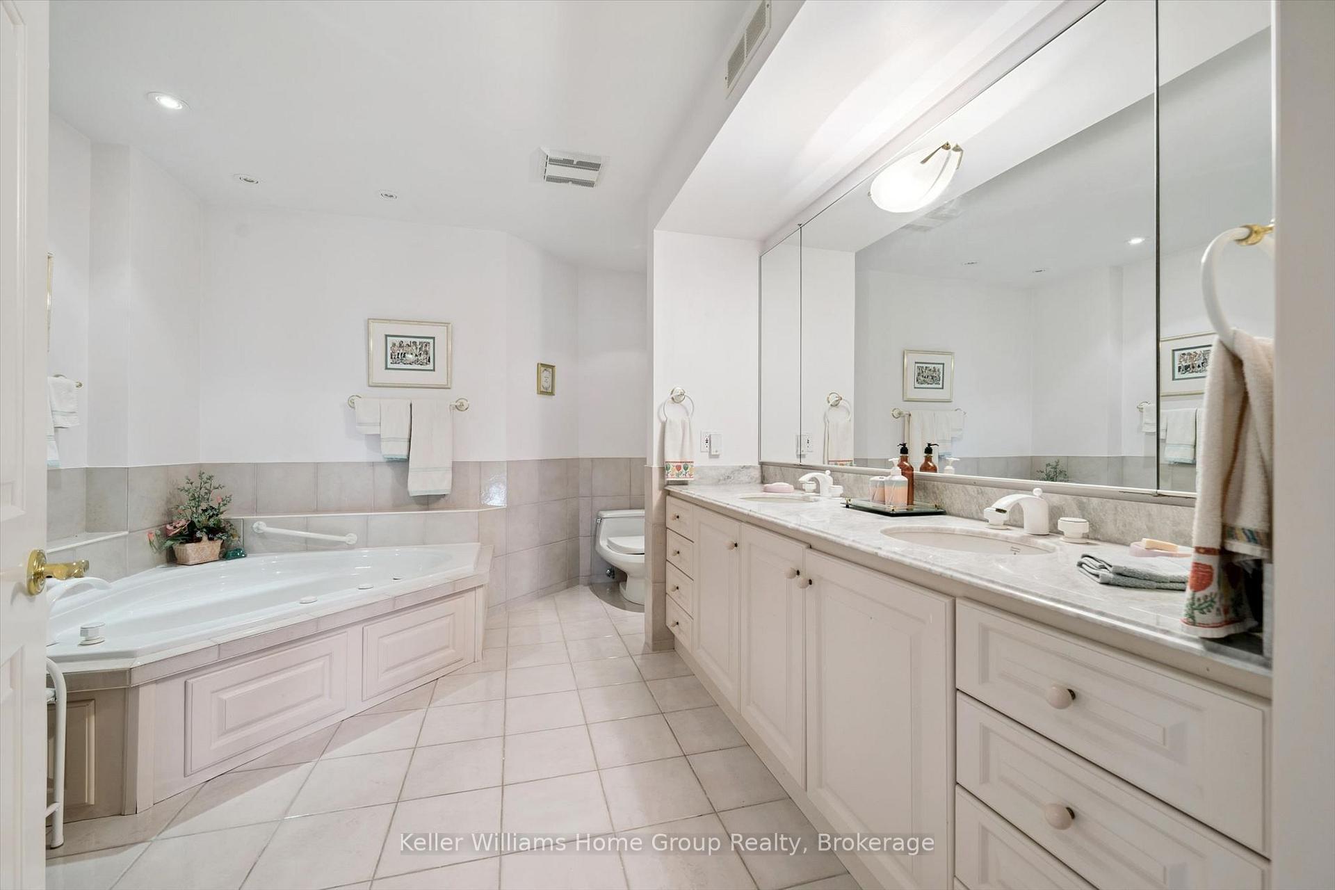 Photo 40 of 3 Serena Lane, Guelph, Pineridge/Westminster Woods — HOMEH