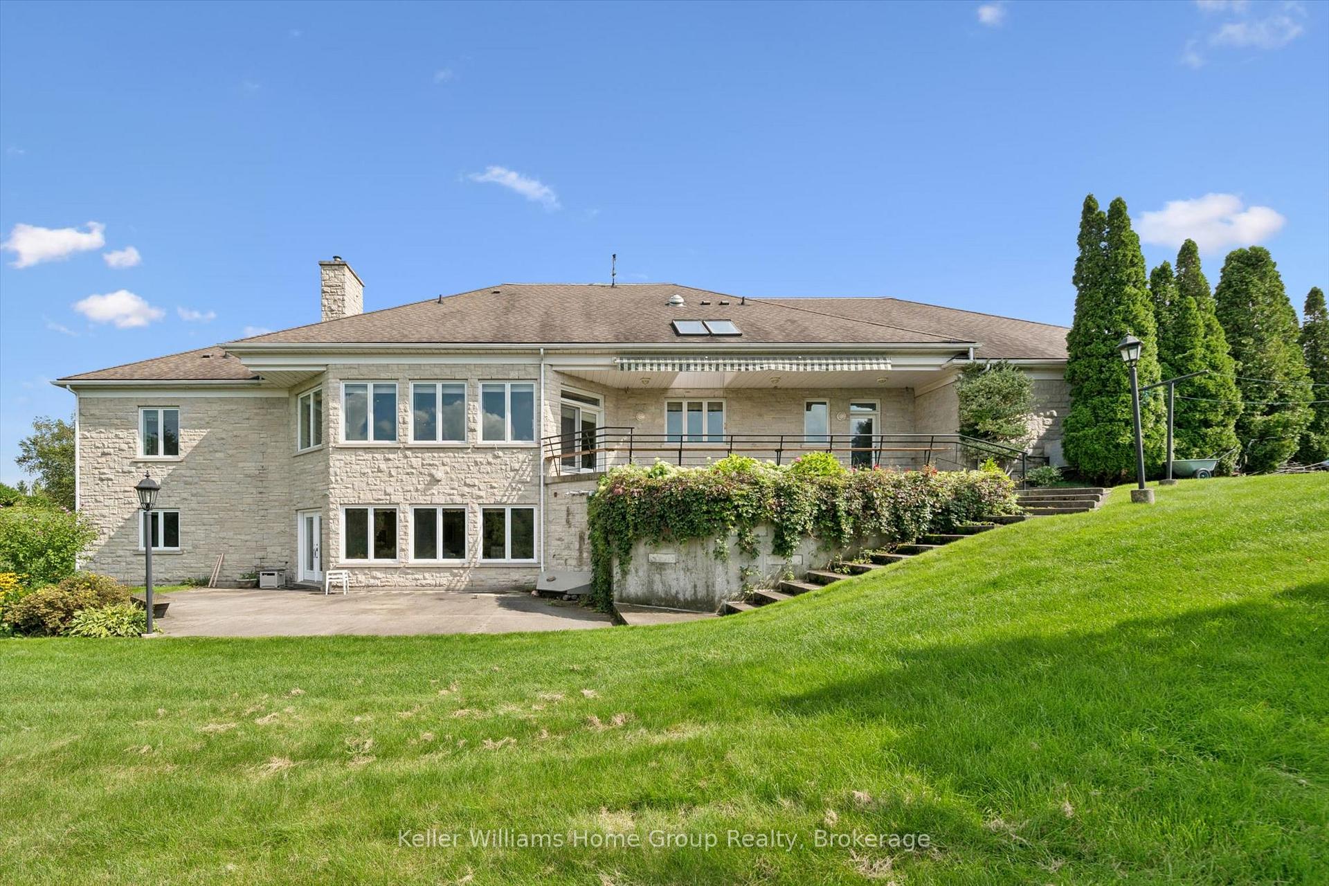 Photo 45 of 3 Serena Lane, Guelph, Pineridge/Westminster Woods — HOMEH
