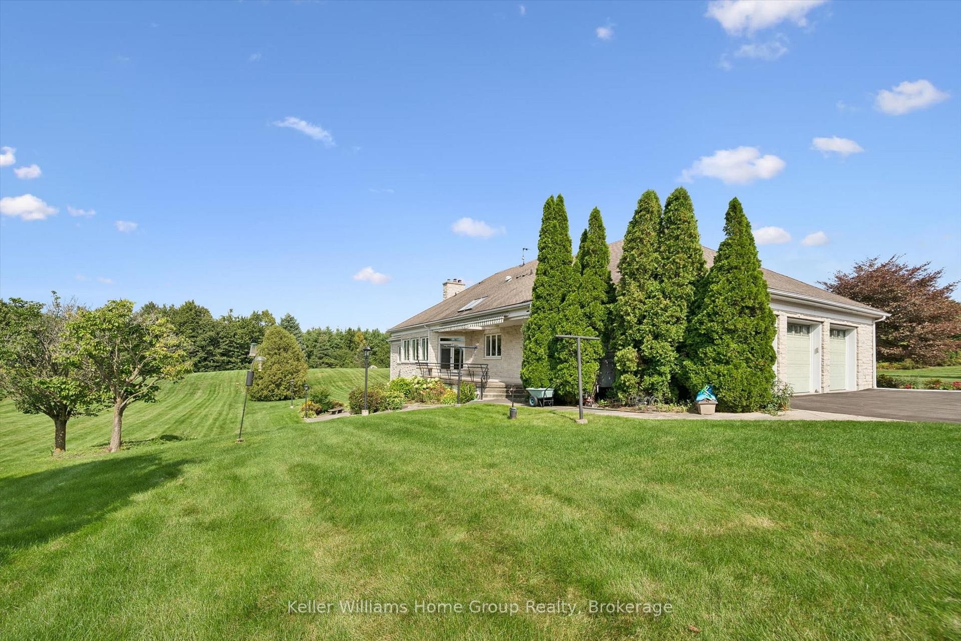 Photo 47 of 3 Serena Lane, Guelph, Pineridge/Westminster Woods — HOMEH