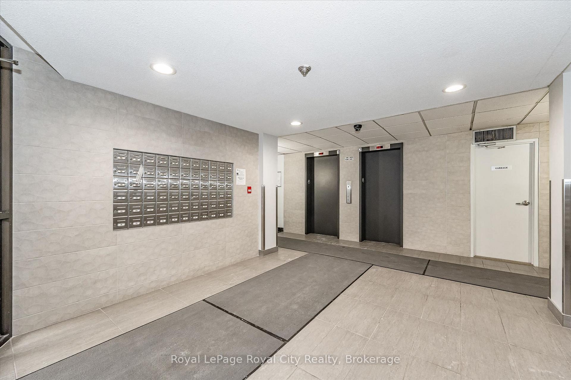 Photo 9 of Unit 206, 93 Westwood Road, Guelph, Willow West/Sugarbush/West Acres — HOMEH