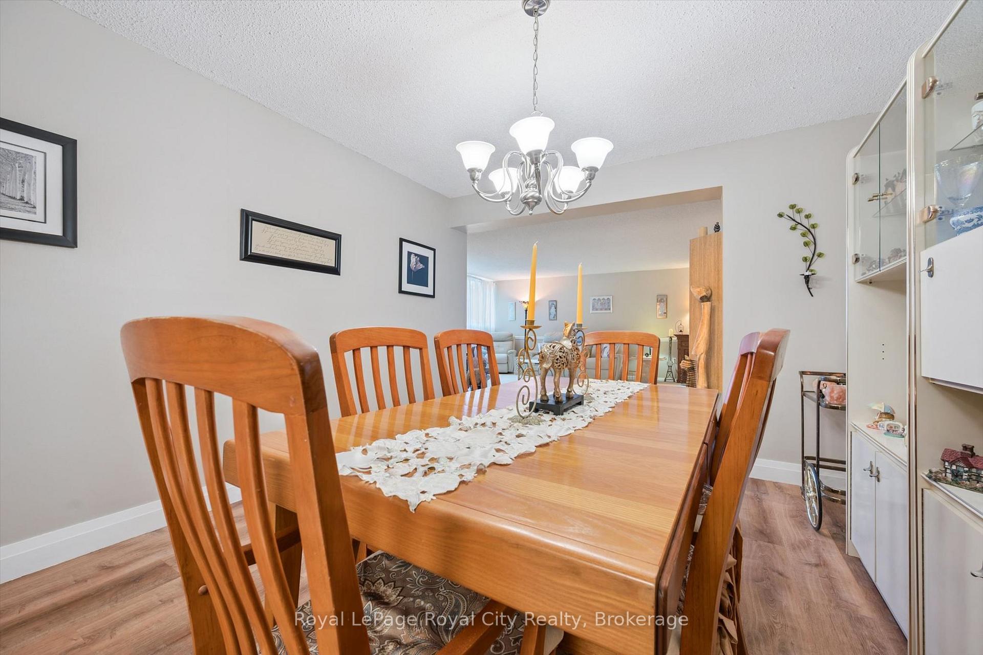 Photo 13 of Unit 206, 93 Westwood Road, Guelph, Willow West/Sugarbush/West Acres — HOMEH