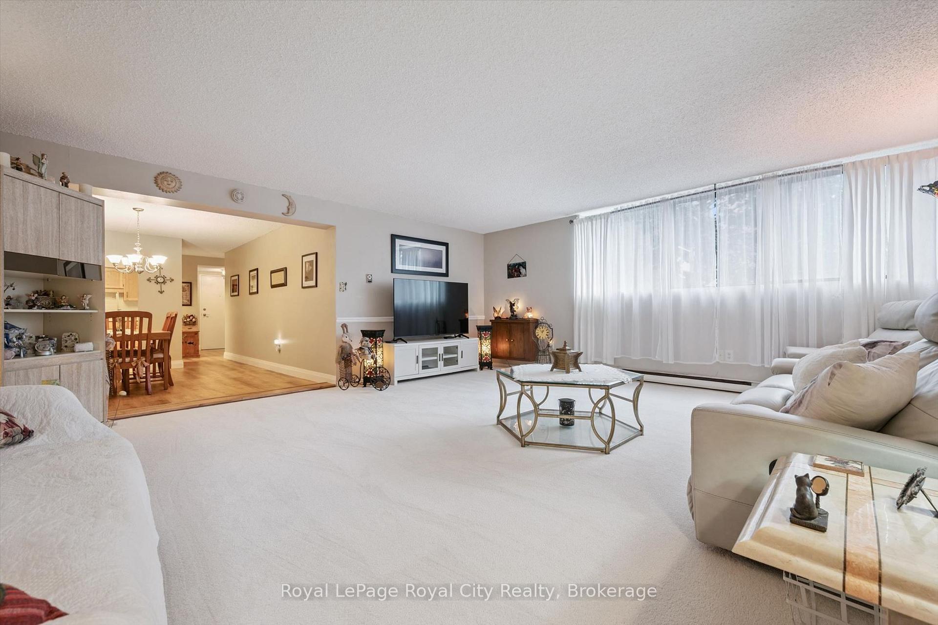 Photo 16 of Unit 206, 93 Westwood Road, Guelph, Willow West/Sugarbush/West Acres — HOMEH