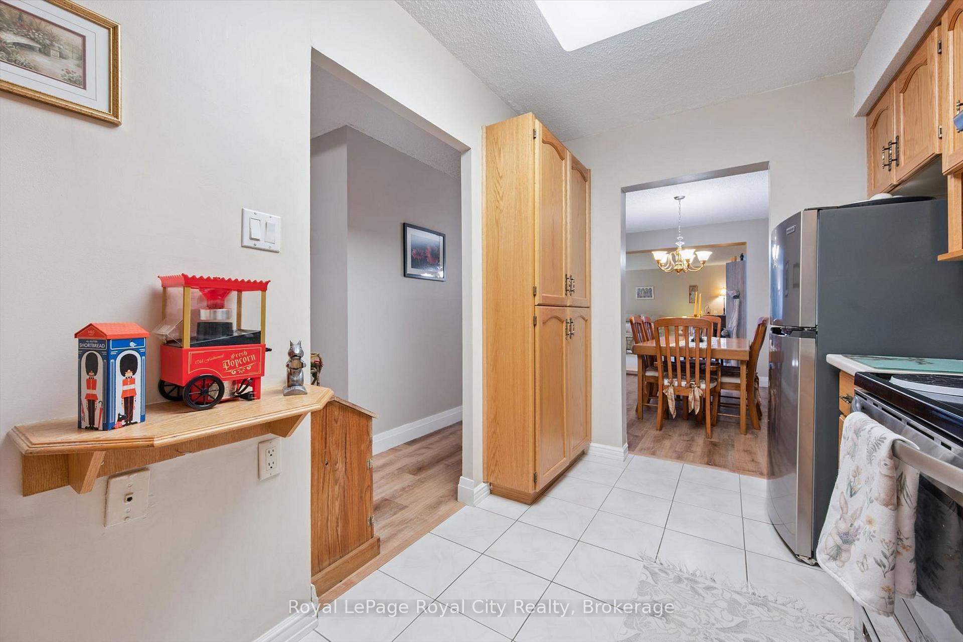 Photo 25 of Unit 206, 93 Westwood Road, Guelph, Willow West/Sugarbush/West Acres — HOMEH