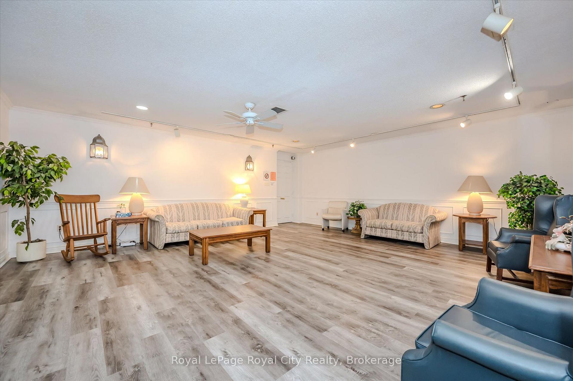 Photo 38 of Unit 206, 93 Westwood Road, Guelph, Willow West/Sugarbush/West Acres — HOMEH