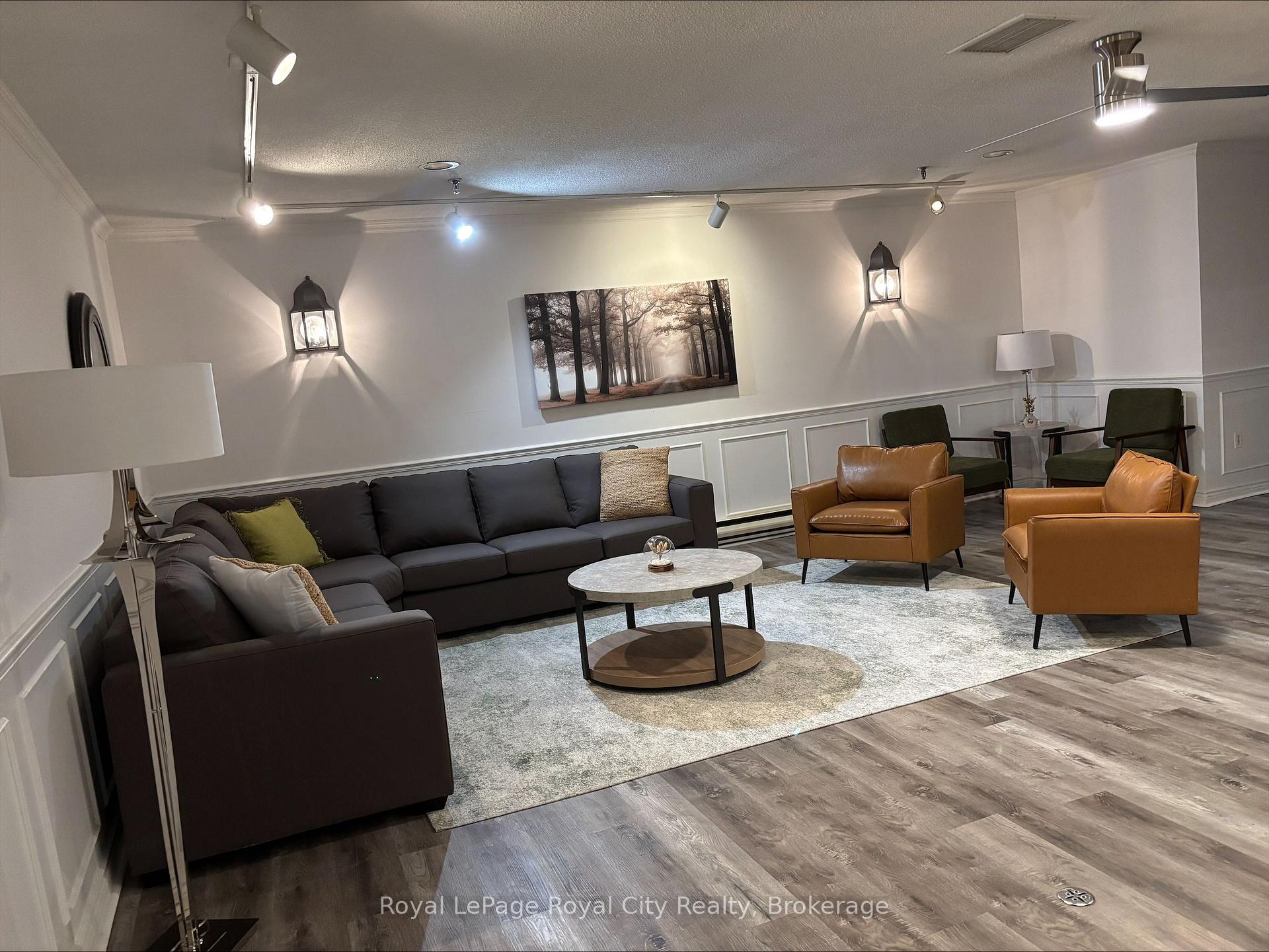 Photo 44 of Unit 206, 93 Westwood Road, Guelph, Willow West/Sugarbush/West Acres — HOMEH
