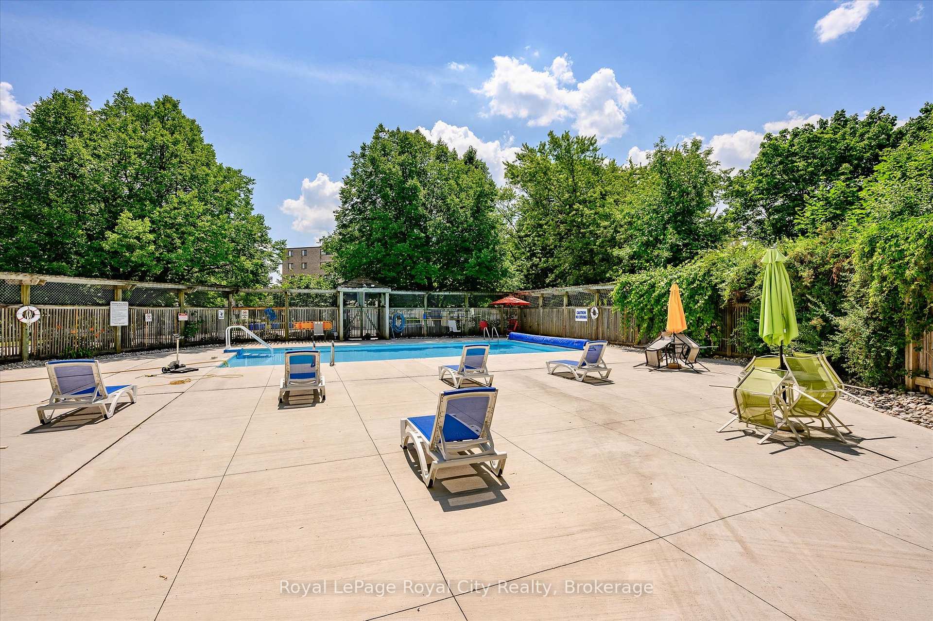 Photo 51 of Unit 206, 93 Westwood Road, Guelph, Willow West/Sugarbush/West Acres — HOMEH