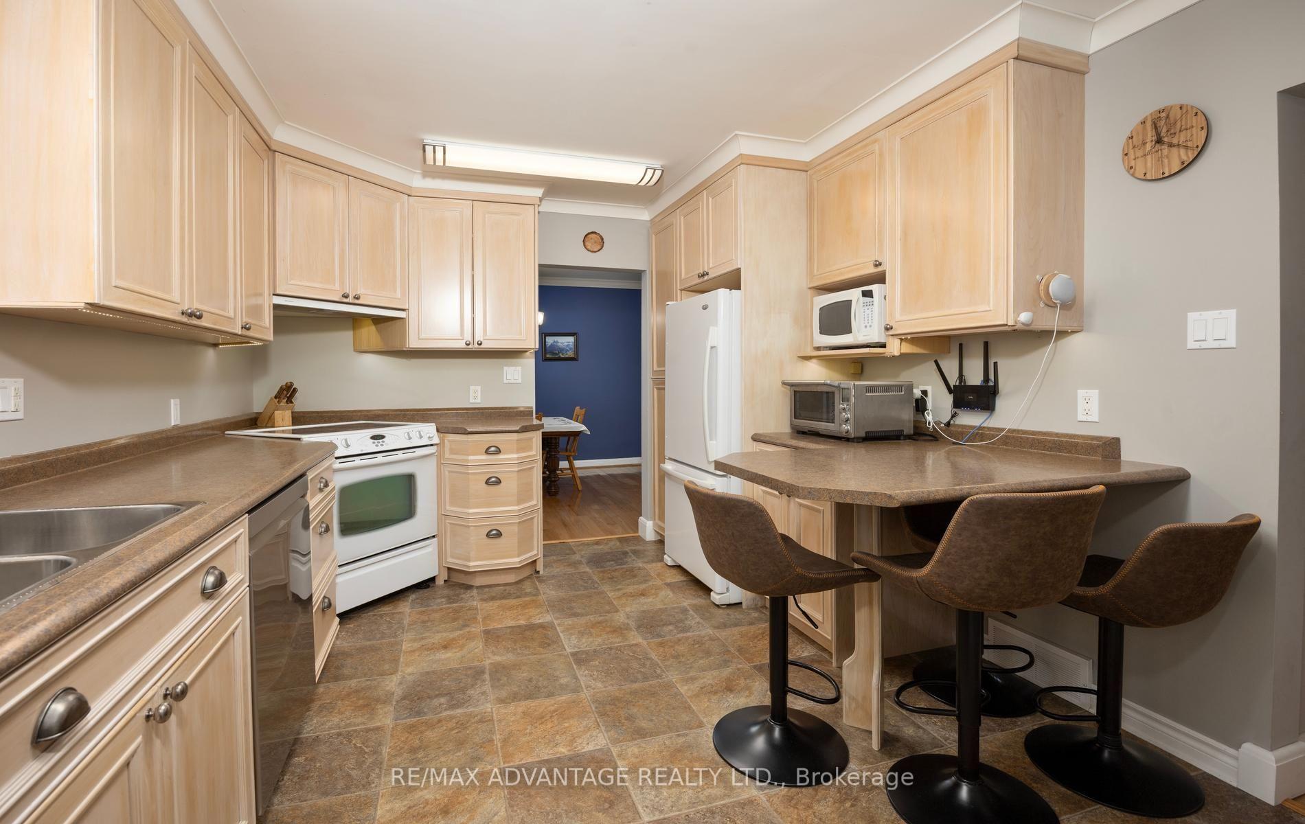 Photo 10 of 471 West Mile Road, London, North P — HOMEH