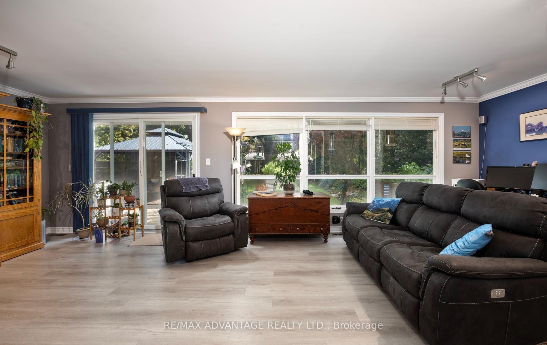 Photo 15 of 471 West Mile Road, London, North P — HOMEH