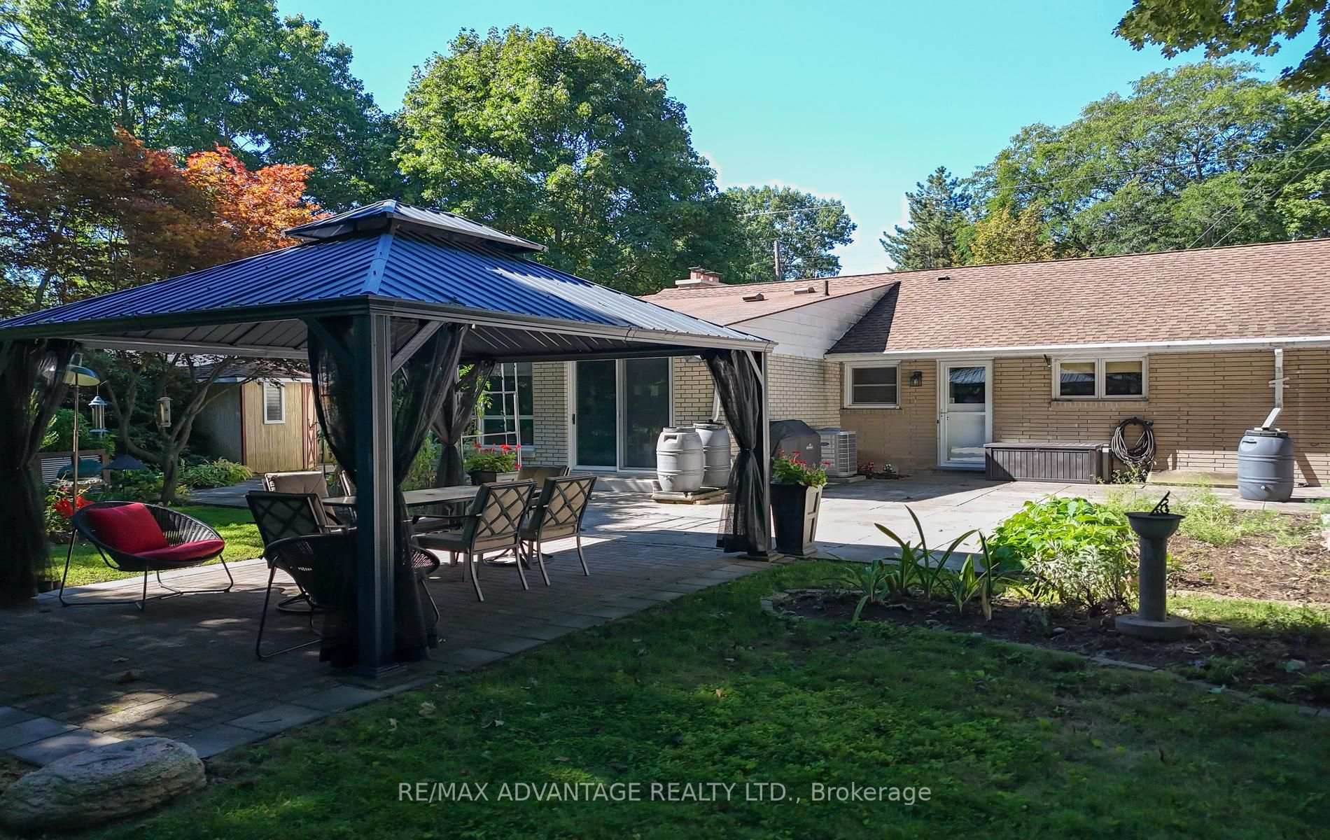Photo 34 of 471 West Mile Road, London, North P — HOMEH