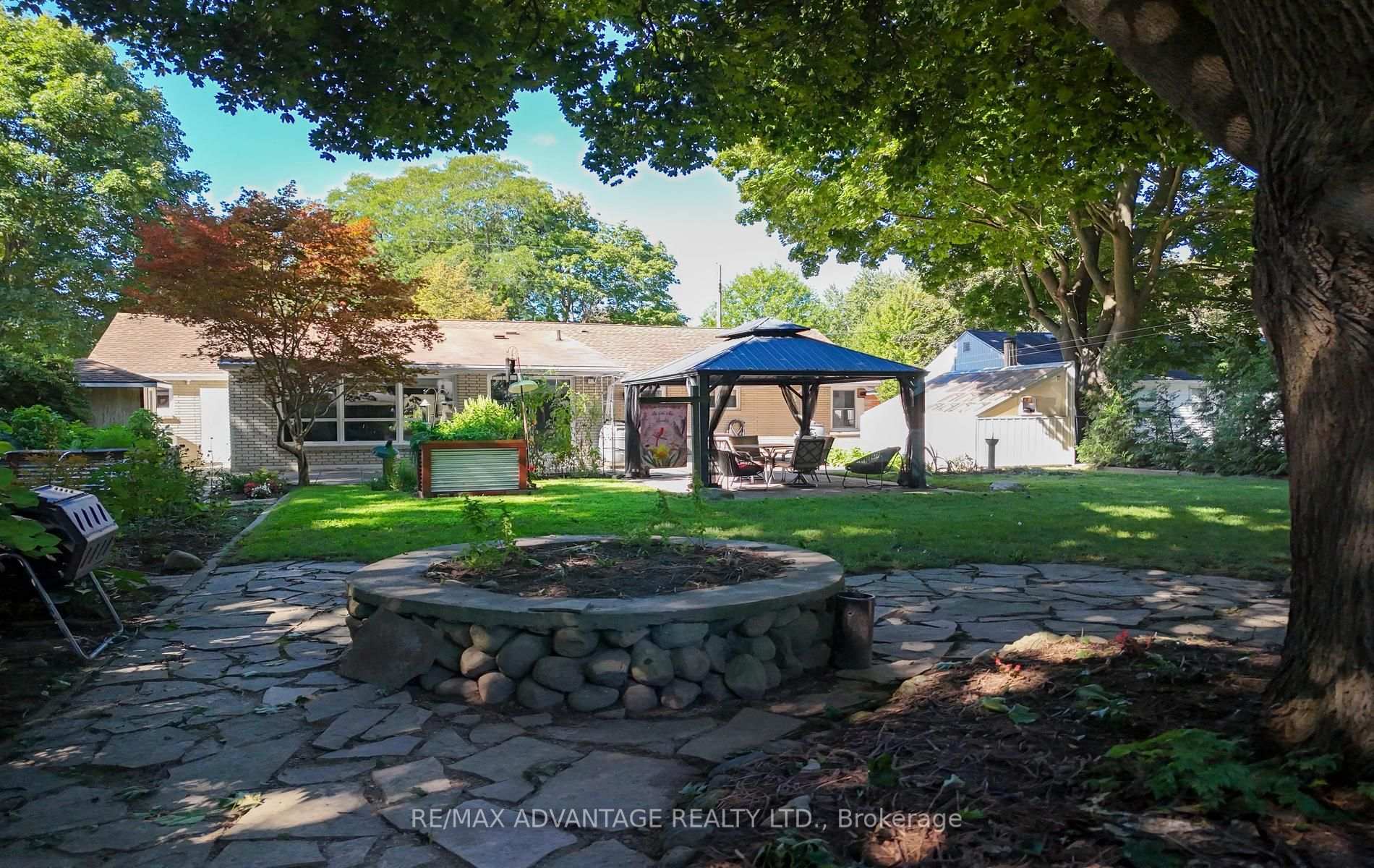 Photo 38 of 471 West Mile Road, London, North P — HOMEH