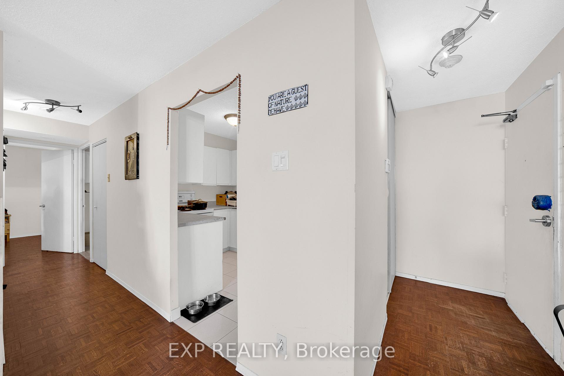 Photo 4 of Unit 1002, 475 Laurier Avenue W, Ottawa, Ottawa Centre — HOMEH