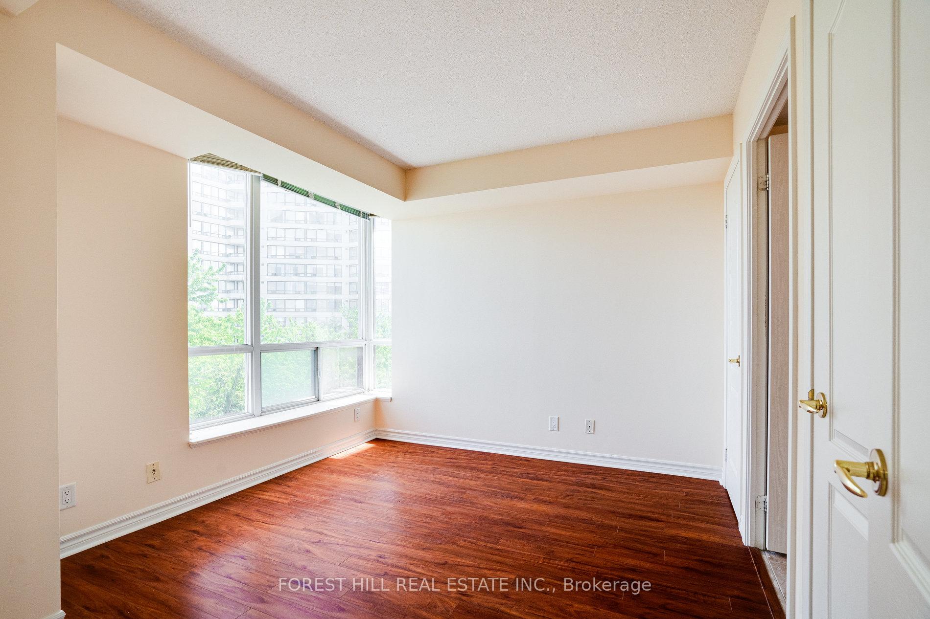 Photo 3 of Unit 608, 745 New Westminster Drive, Vaughan, Brownridge — HOMEH