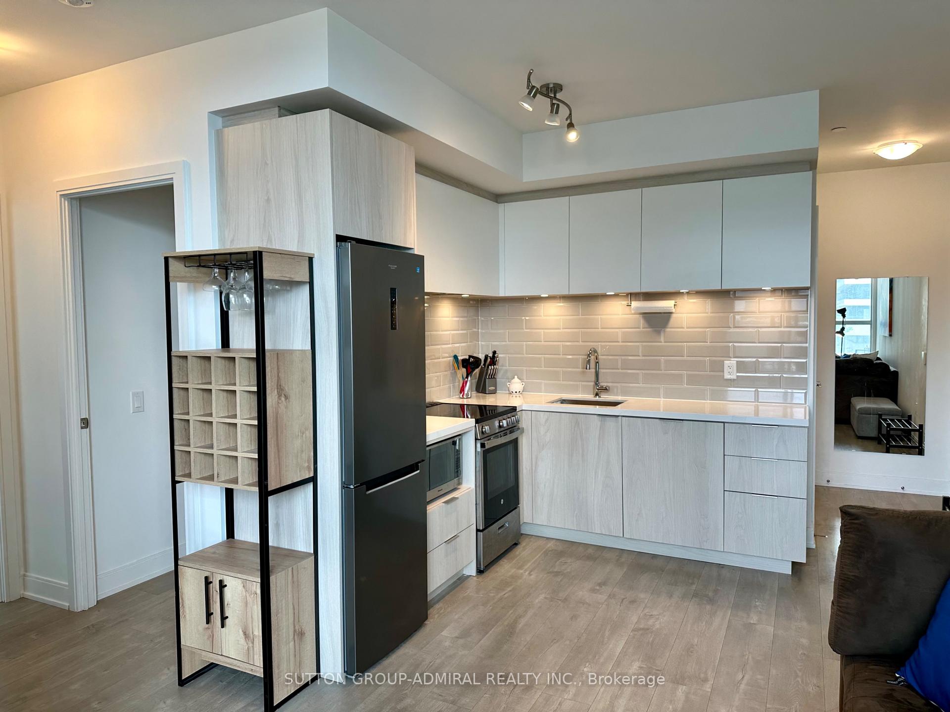 Photo 4 of Unit 202, 65 Annie Craig Drive, Etobicoke, Mimico — HOMEH