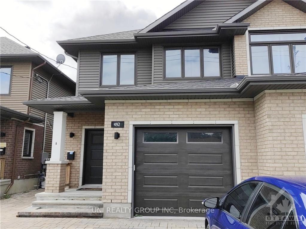 Photo of Unit B, 492 Moodie Drive