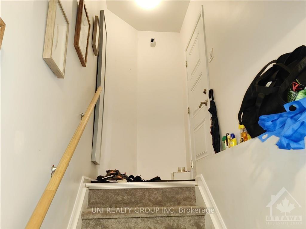Photo 3 of Unit B, 492 Moodie Drive, Ottawa, Westcliffe Estates — HOMEH