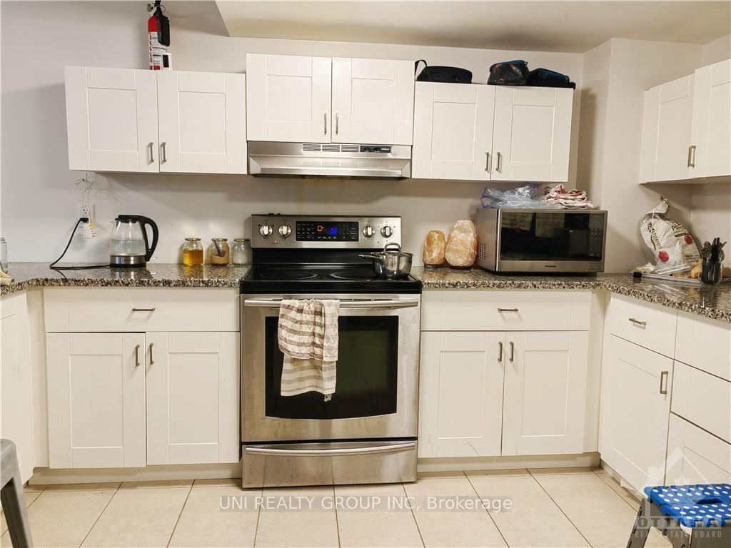 Photo 5 of Unit B, 492 Moodie Drive, Ottawa, Westcliffe Estates — HOMEH