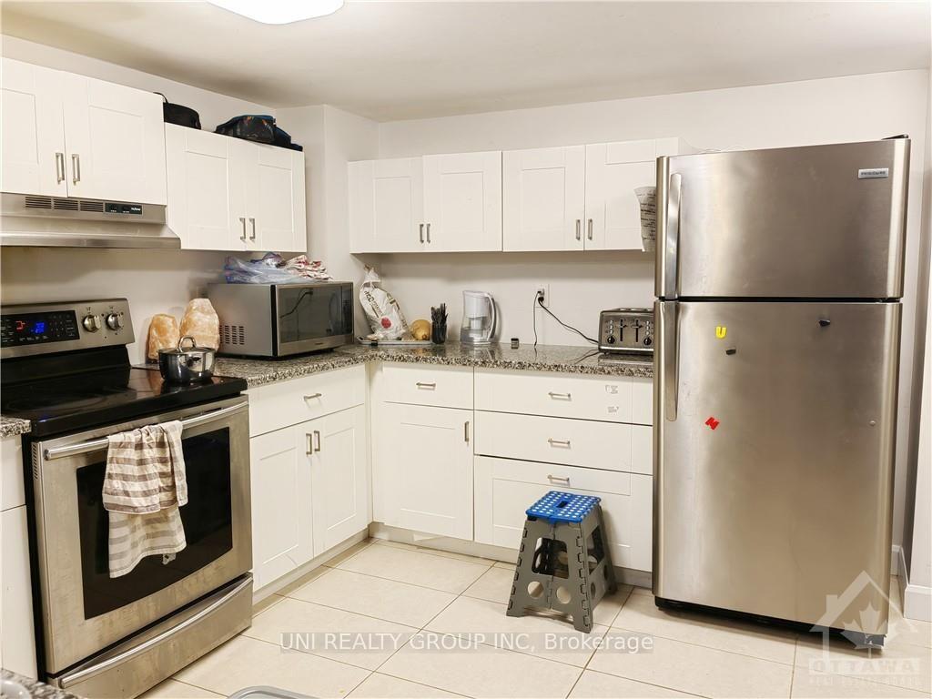 Photo 7 of Unit B, 492 Moodie Drive, Ottawa, Westcliffe Estates — HOMEH
