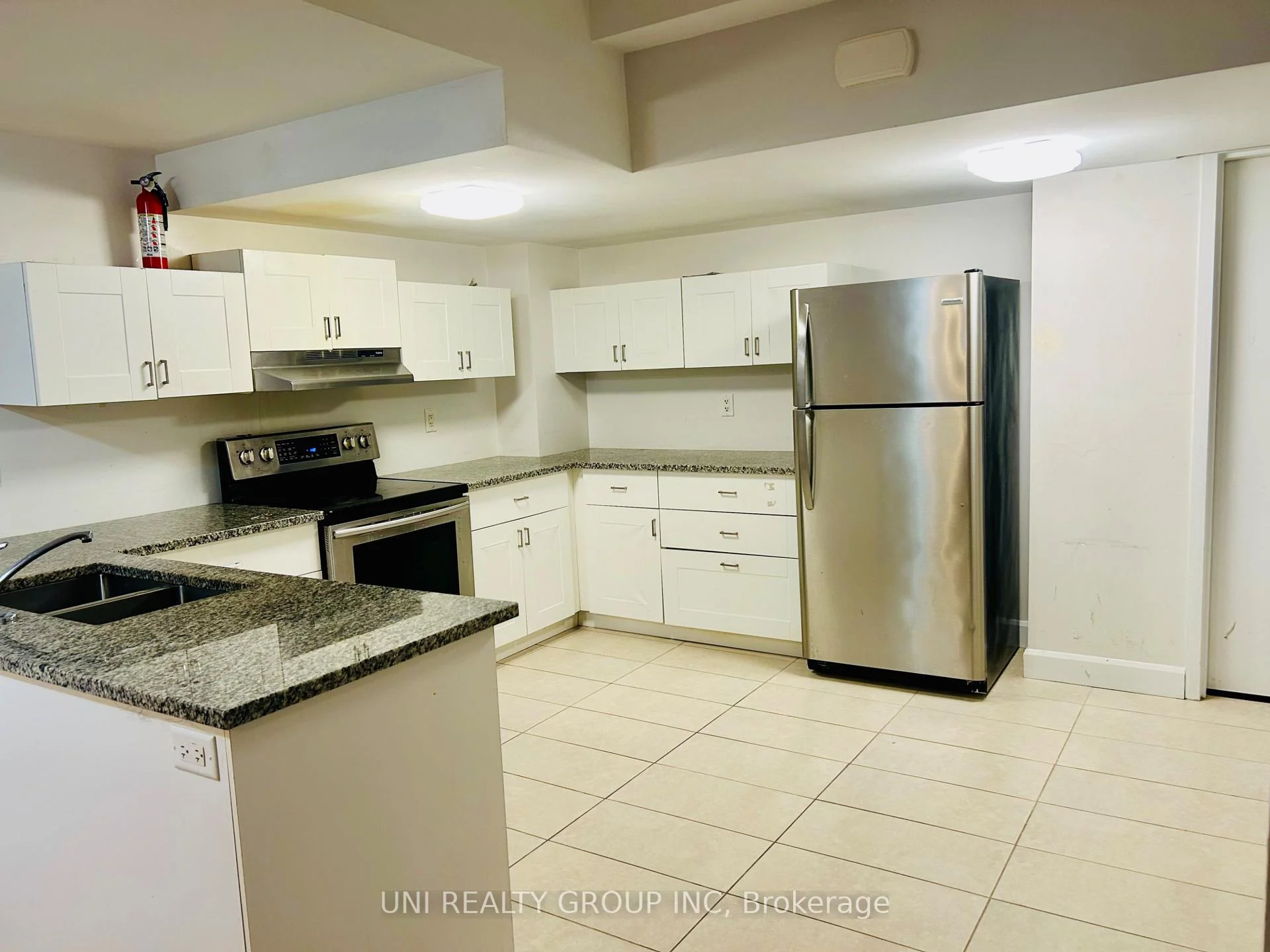 Photo 24 of Unit B, 492 Moodie Drive, Ottawa, Westcliffe Estates — HOMEH