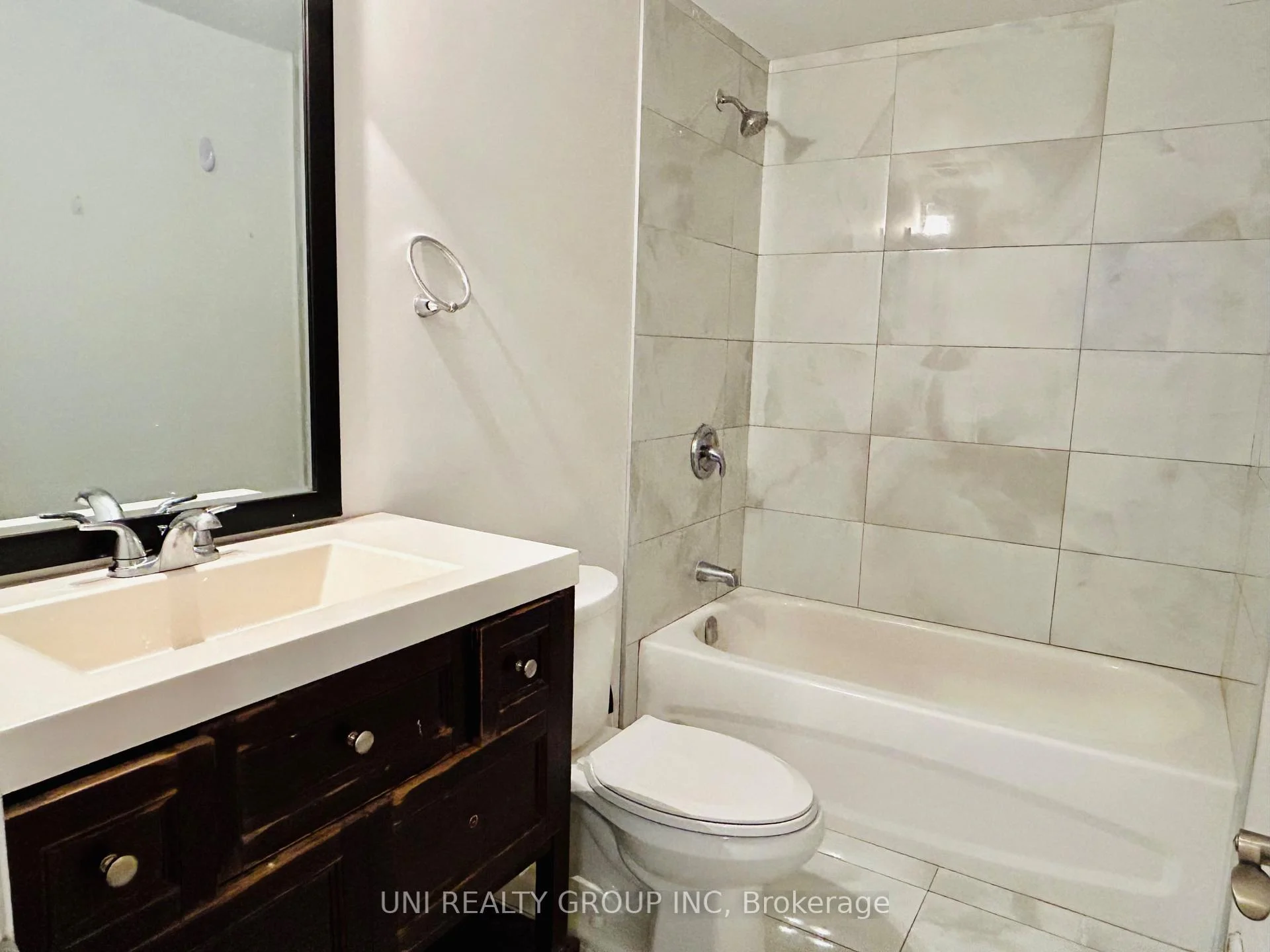 Photo 26 of Unit B, 492 Moodie Drive, Ottawa, Westcliffe Estates — HOMEH