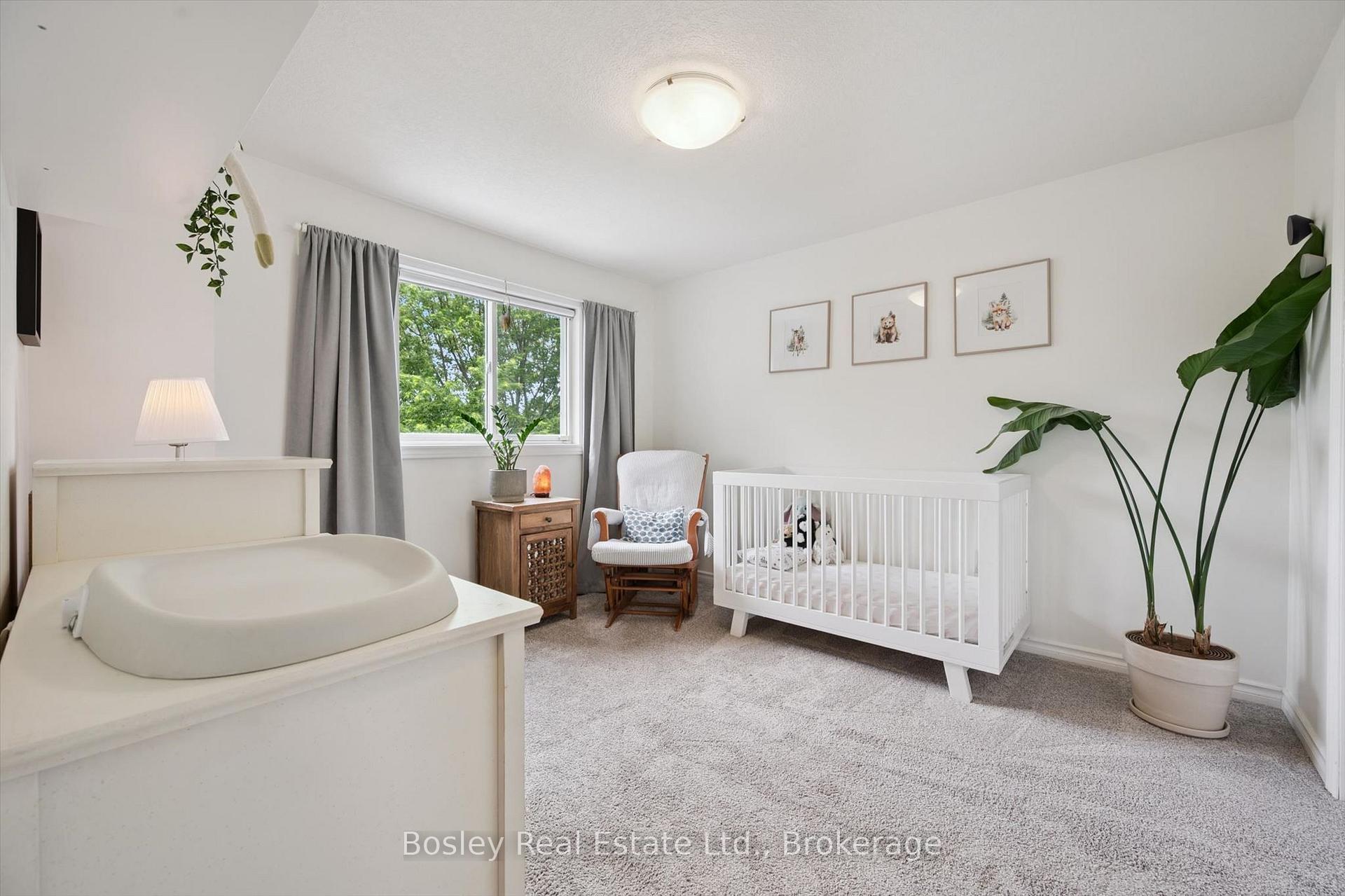 Photo 27 of 12 Deerpath Drive, Guelph, Willow West/Sugarbush/West Acres — HOMEH