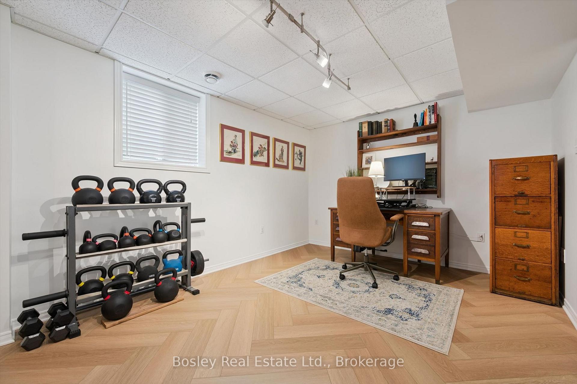 Photo 35 of 12 Deerpath Drive, Guelph, Willow West/Sugarbush/West Acres — HOMEH