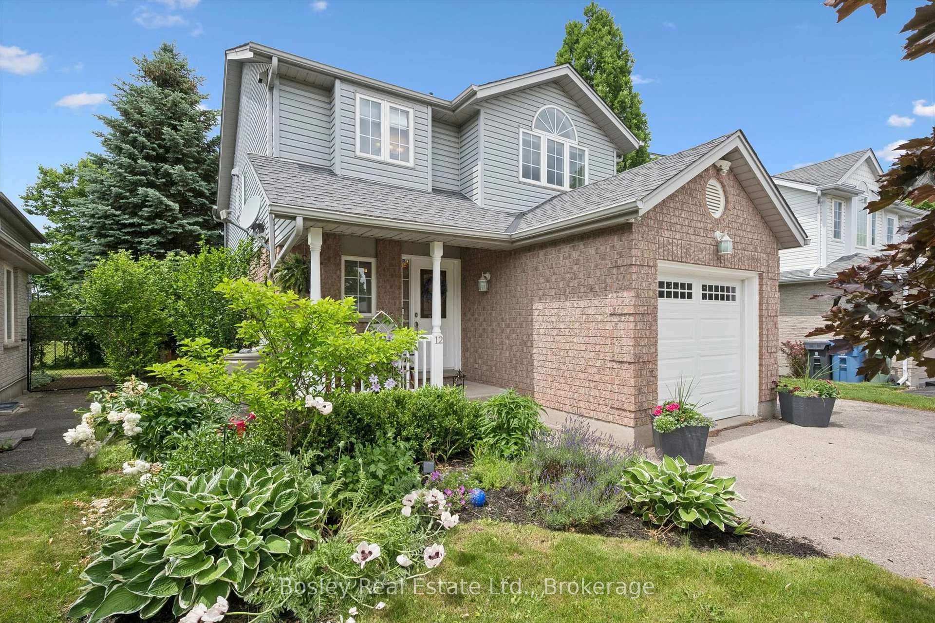 Photo 9 of 12 Deerpath Drive, Guelph, Willow West/Sugarbush/West Acres — HOMEH