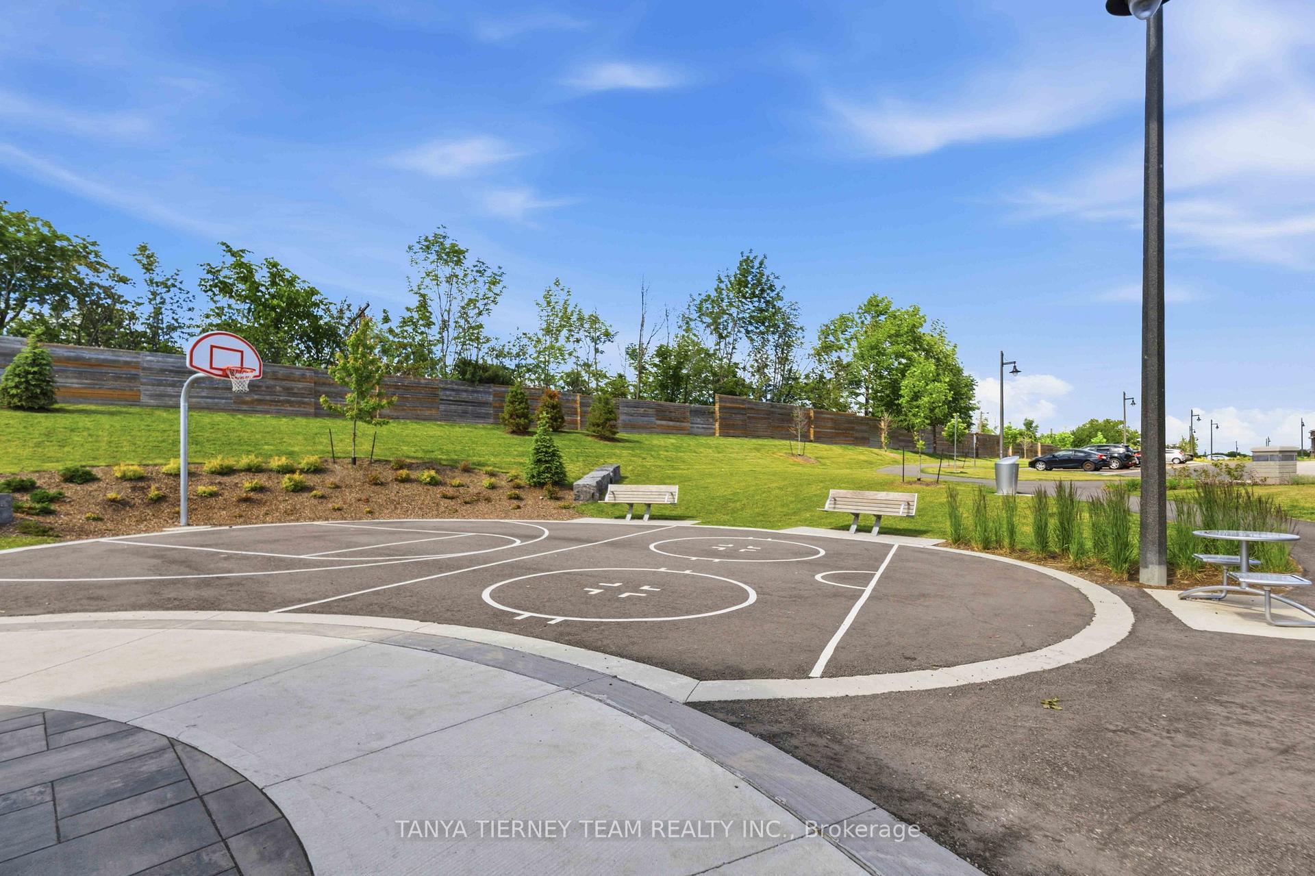 Photo 43 of 37c Lookout Drive, Clarington, Bowmanville — HOMEH