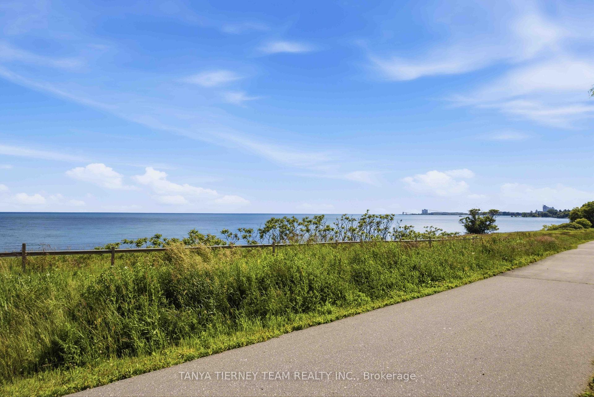 Photo 46 of 37c Lookout Drive, Clarington, Bowmanville — HOMEH