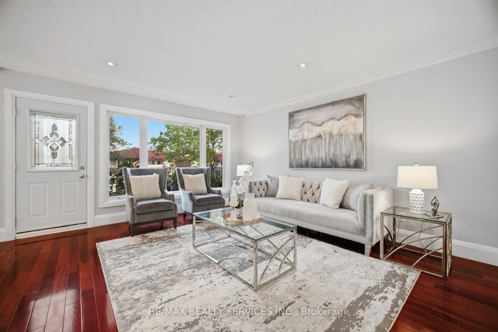 Photo 6 of 3344 Chipley Crescent, Mississauga, Malton — HOMEH