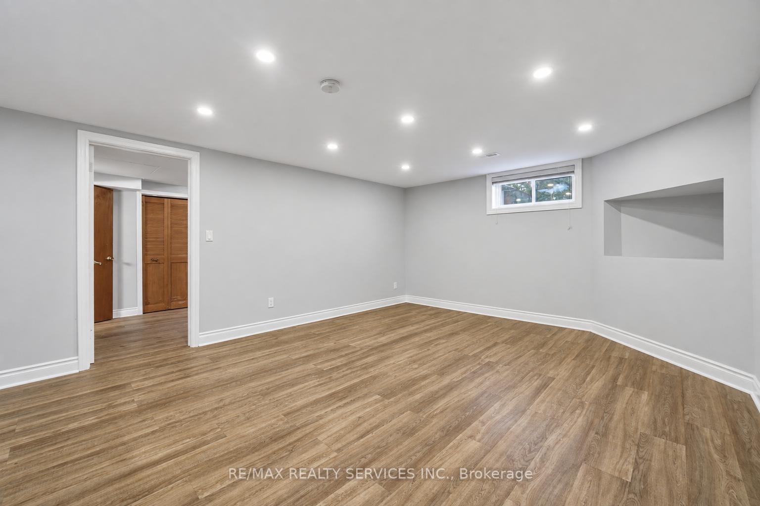 Photo 21 of 3344 Chipley Crescent, Mississauga, Malton — HOMEH