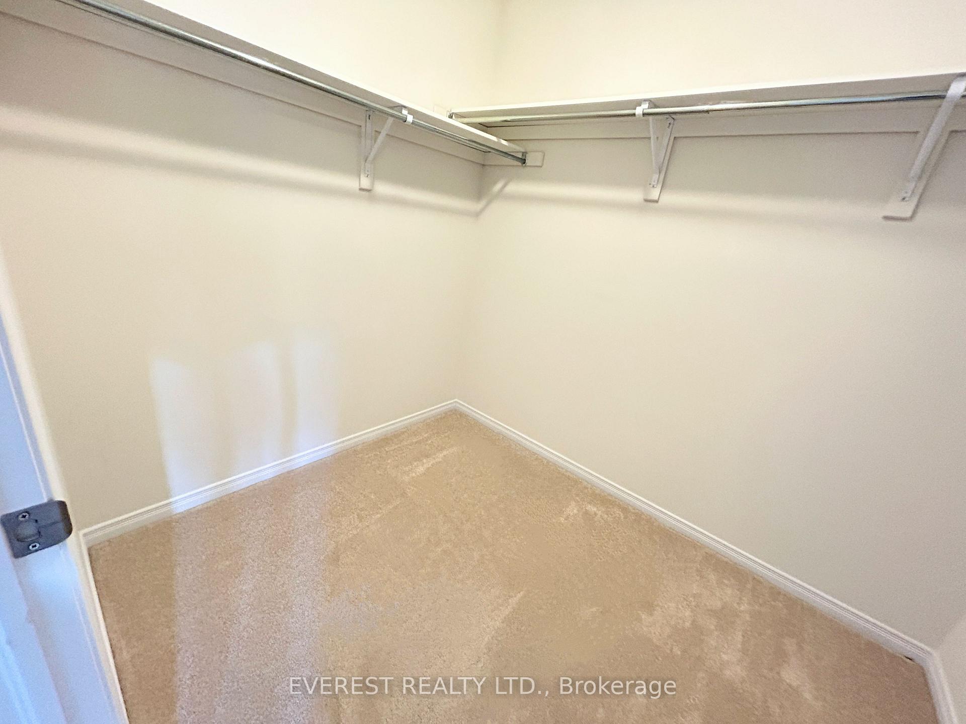 Photo 8 of 8724 Pawpaw Lane, Niagara Falls, Brown — HOMEH