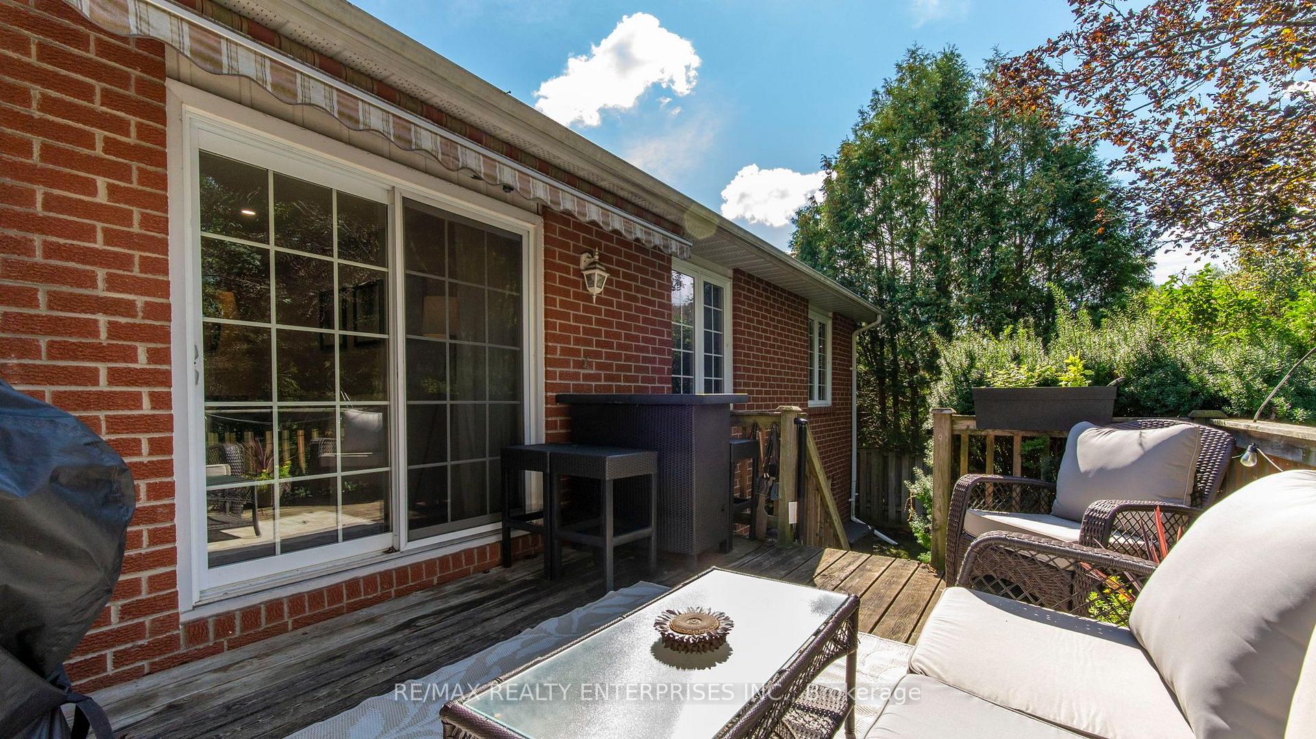 Photo 33 of Unit Main, 71 Inglewood Place, Whitby, Blue Grass Meadows — HOMEH