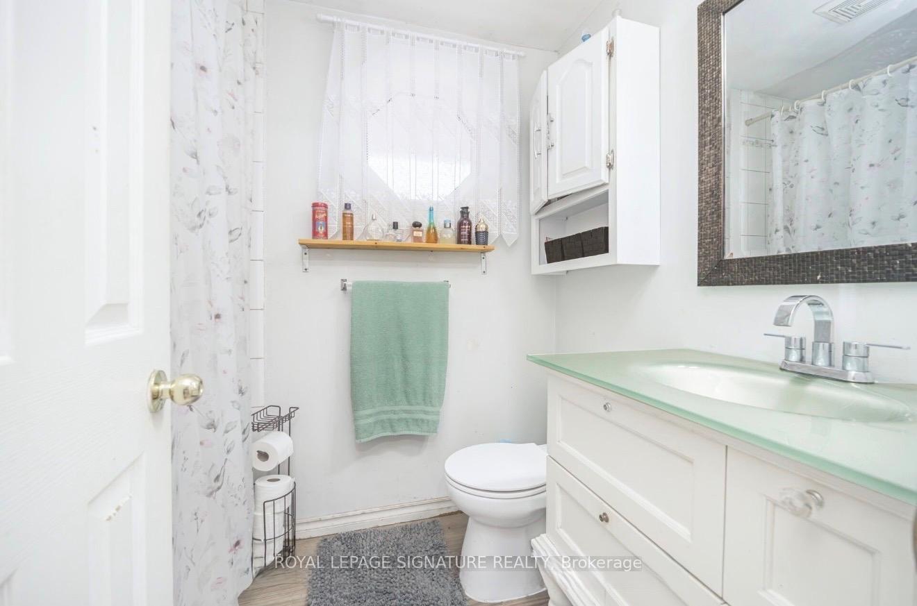Photo 14 of Unit Room 1, 19 Gatsby Square, Brampton, Northgate — HOMEH