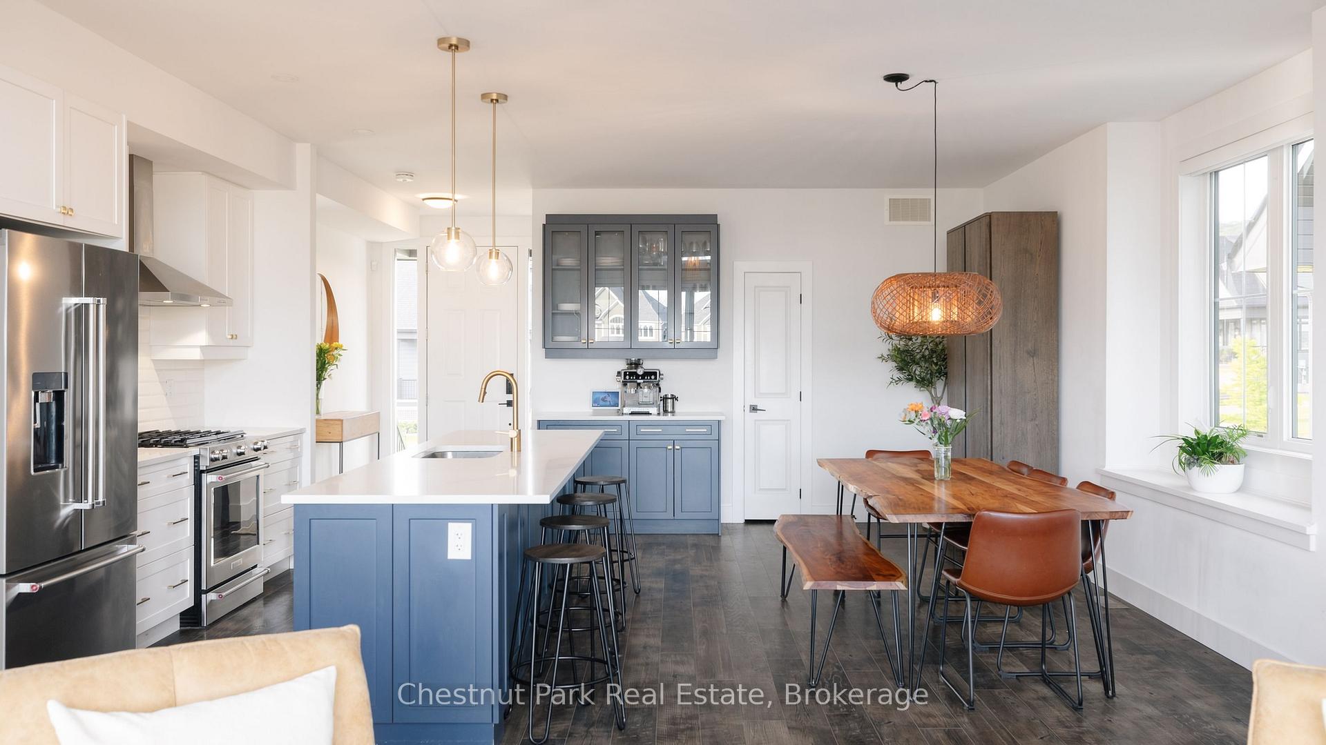 Photo 3 of 144 Black Willow Crescent, Blue Mountains — HOMEH