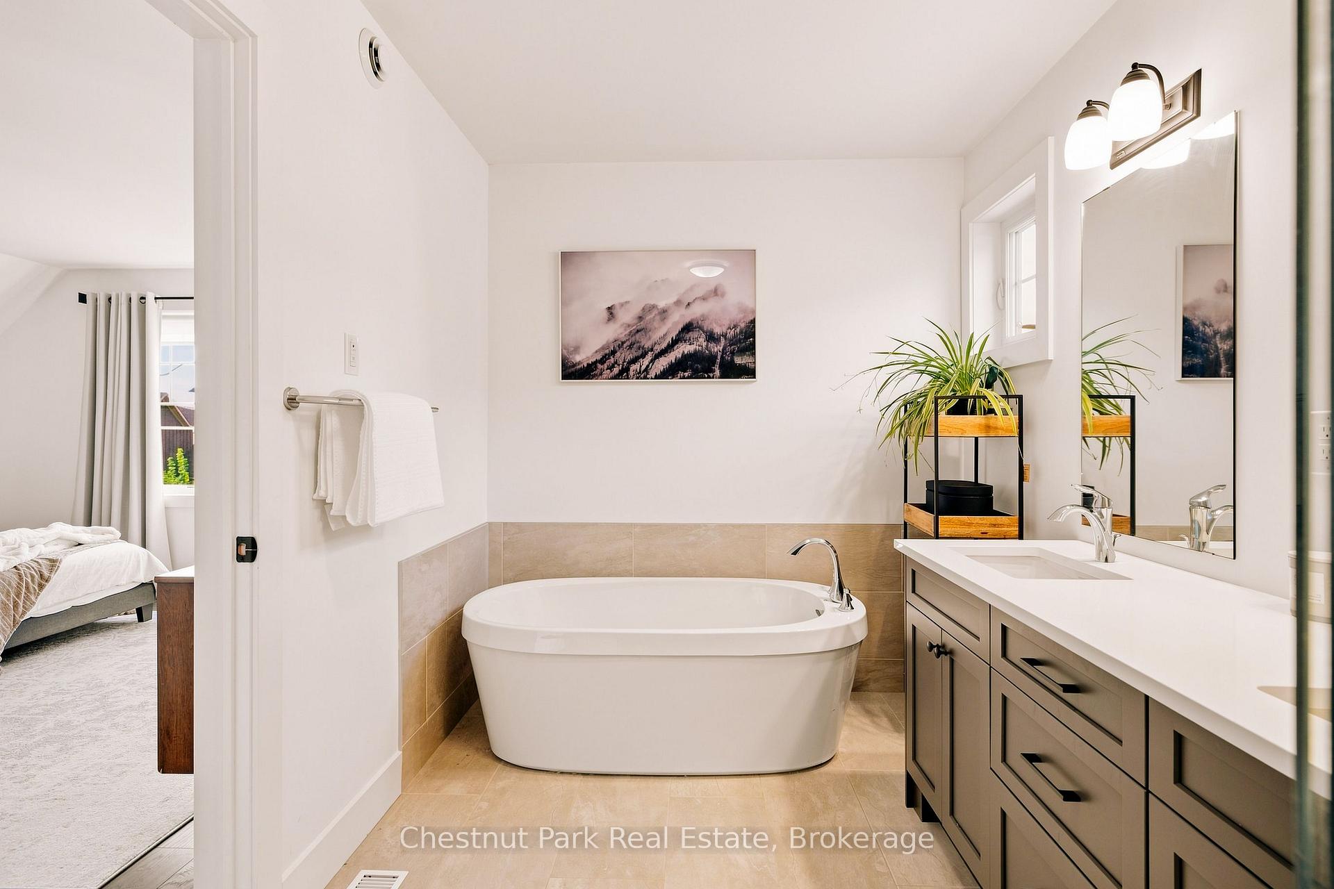 Photo 16 of 144 Black Willow Crescent, Blue Mountains — HOMEH