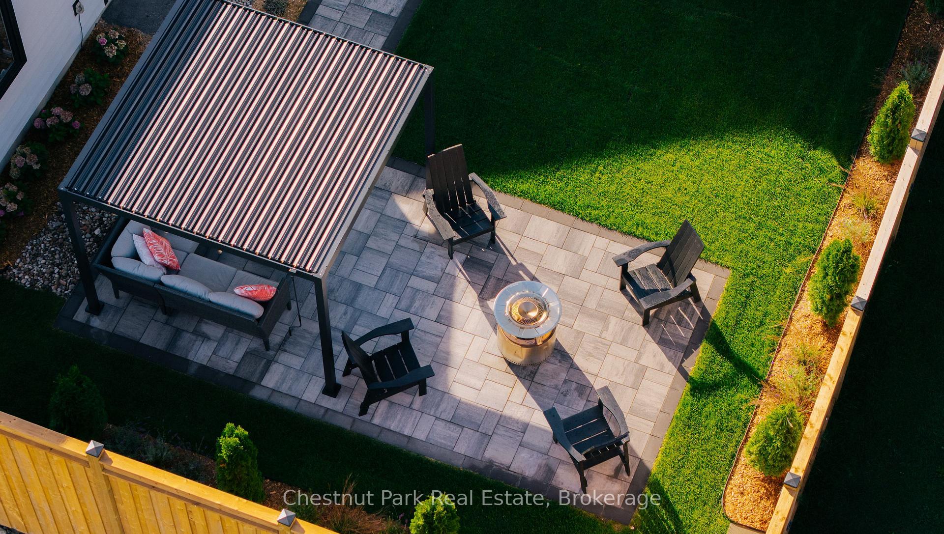 Photo 33 of 144 Black Willow Crescent, Blue Mountains — HOMEH