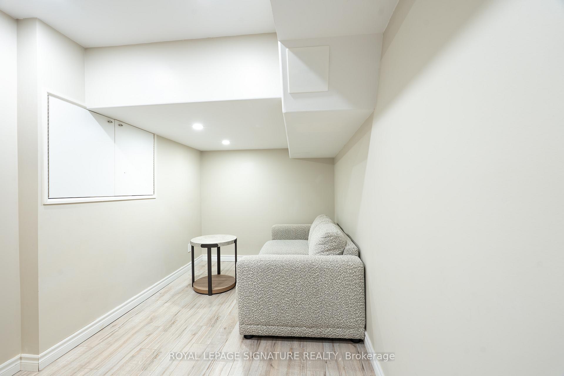Photo 31 of 116 Clearmeadow Boulevard, Newmarket, Summerhill Estates — HOMEH