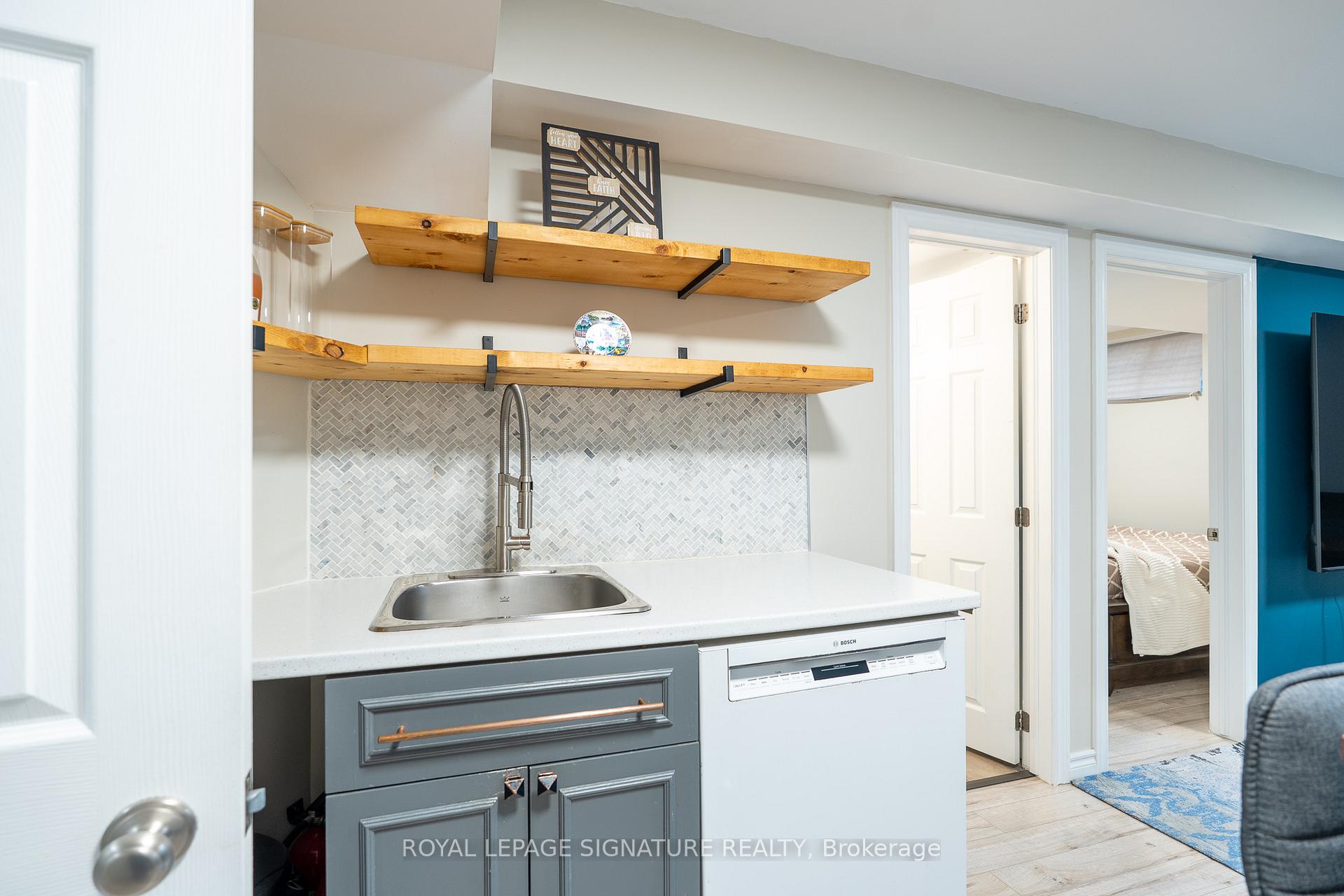 Photo 35 of 116 Clearmeadow Boulevard, Newmarket, Summerhill Estates — HOMEH