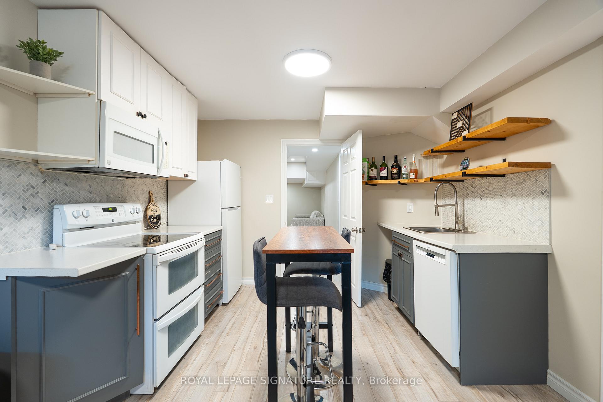 Photo 36 of 116 Clearmeadow Boulevard, Newmarket, Summerhill Estates — HOMEH