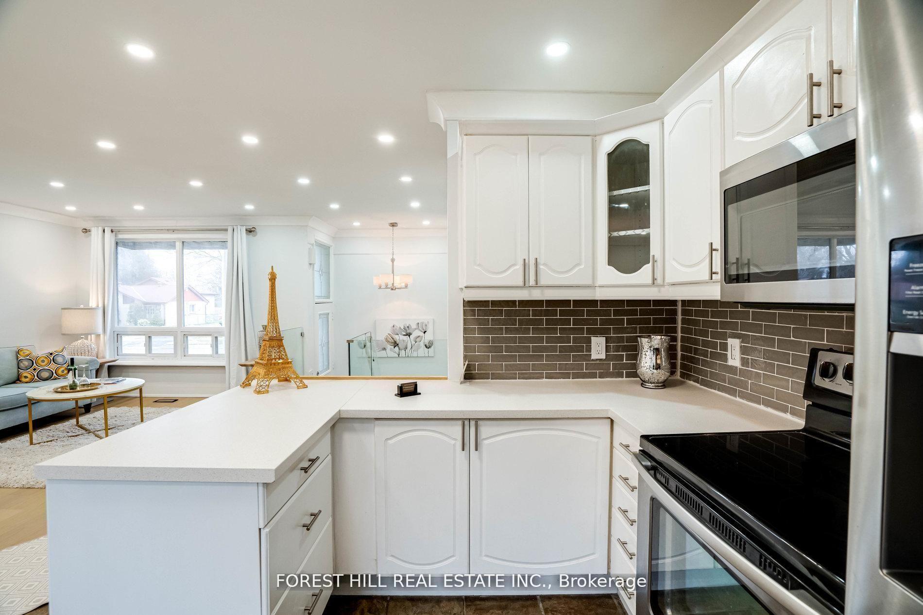 Photo 28 of 1 Willis Drive, Aurora, Aurora Highlands — HOMEH