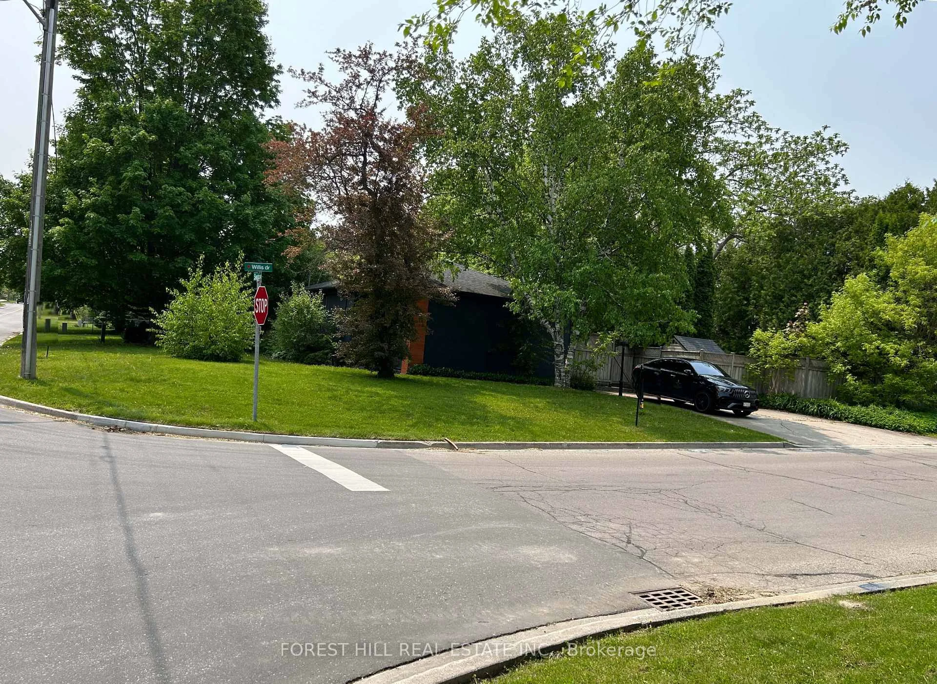 Photo 63 of 1 Willis Drive, Aurora, Aurora Highlands — HOMEH