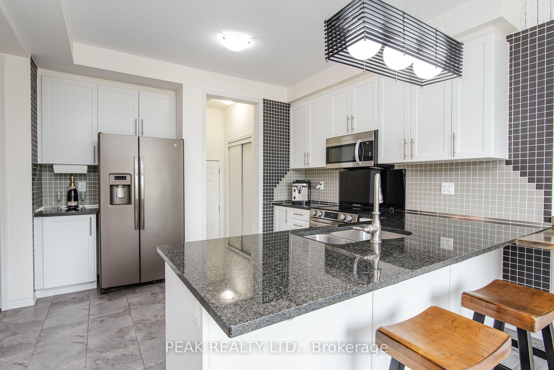 Photo 15 of 330 Grovehill Crescent, Kitchener, Trussler — HOMEH