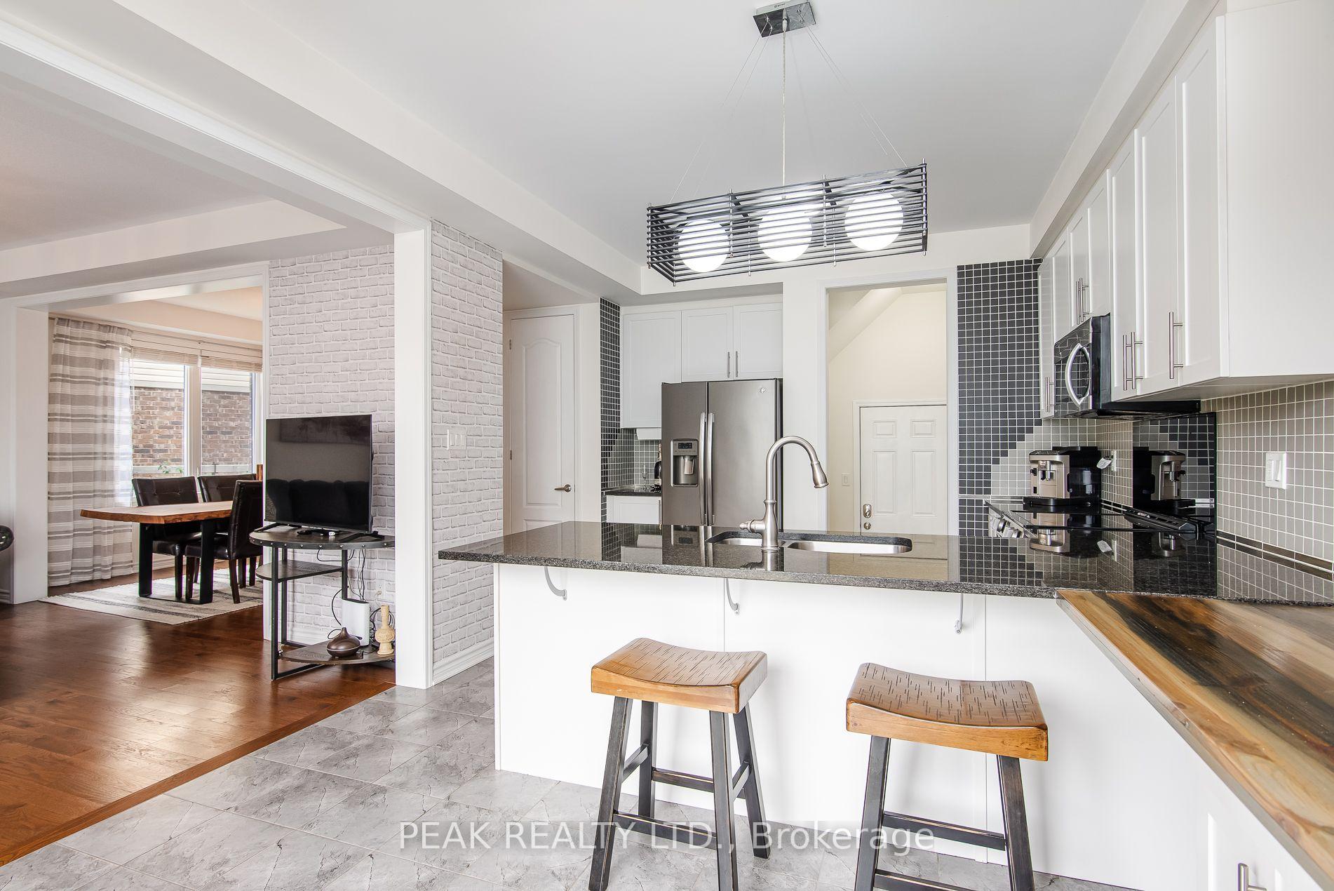 Photo 16 of 330 Grovehill Crescent, Kitchener, Trussler — HOMEH