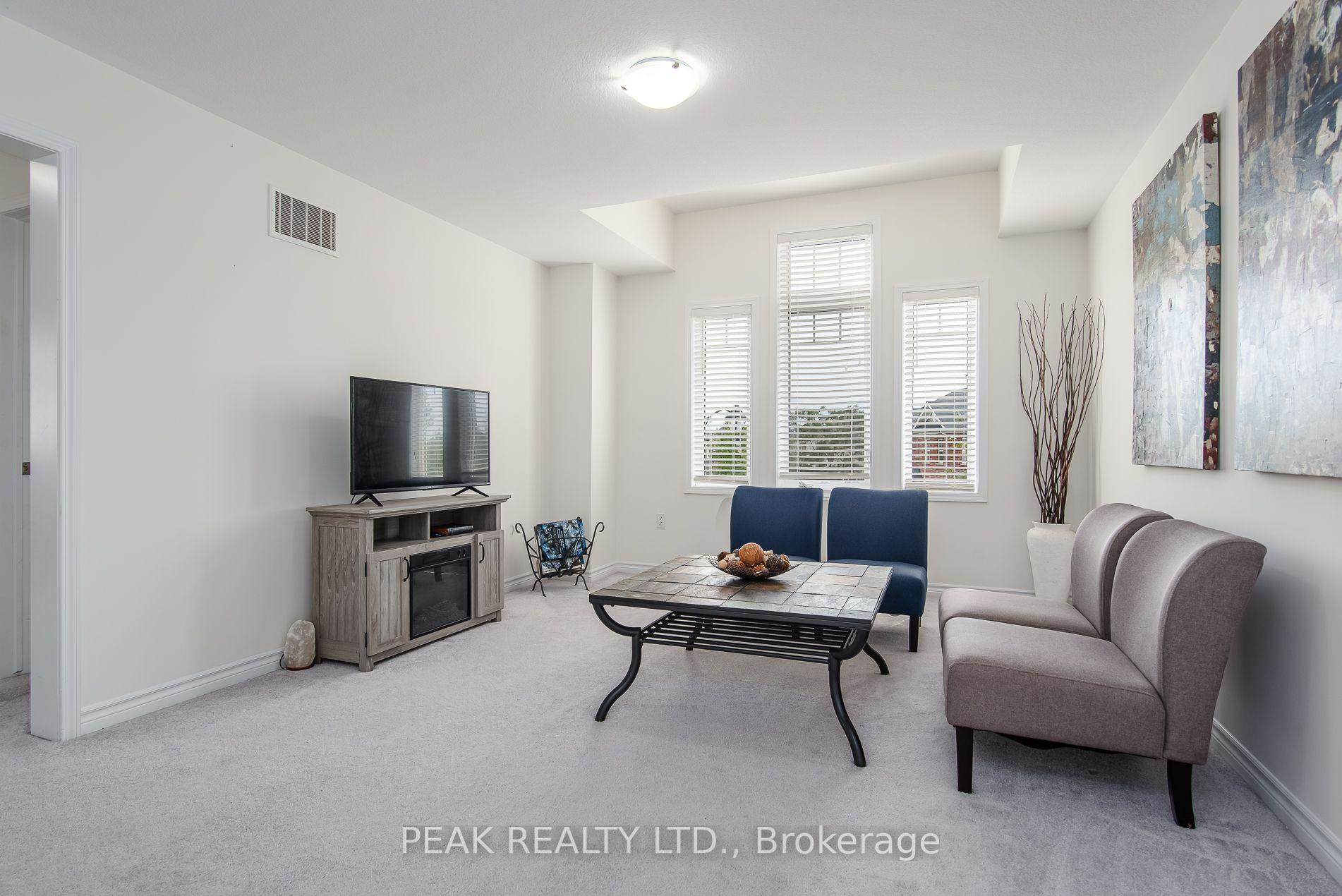 Photo 19 of 330 Grovehill Crescent, Kitchener, Trussler — HOMEH
