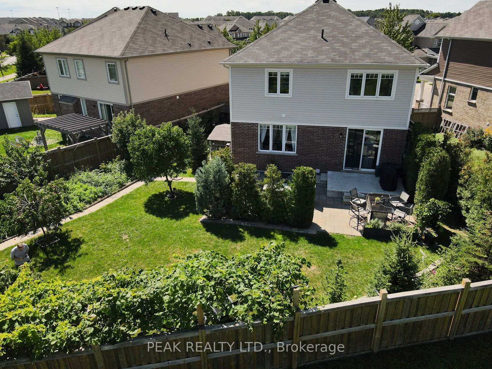 Photo 45 of 330 Grovehill Crescent, Kitchener, Trussler — HOMEH