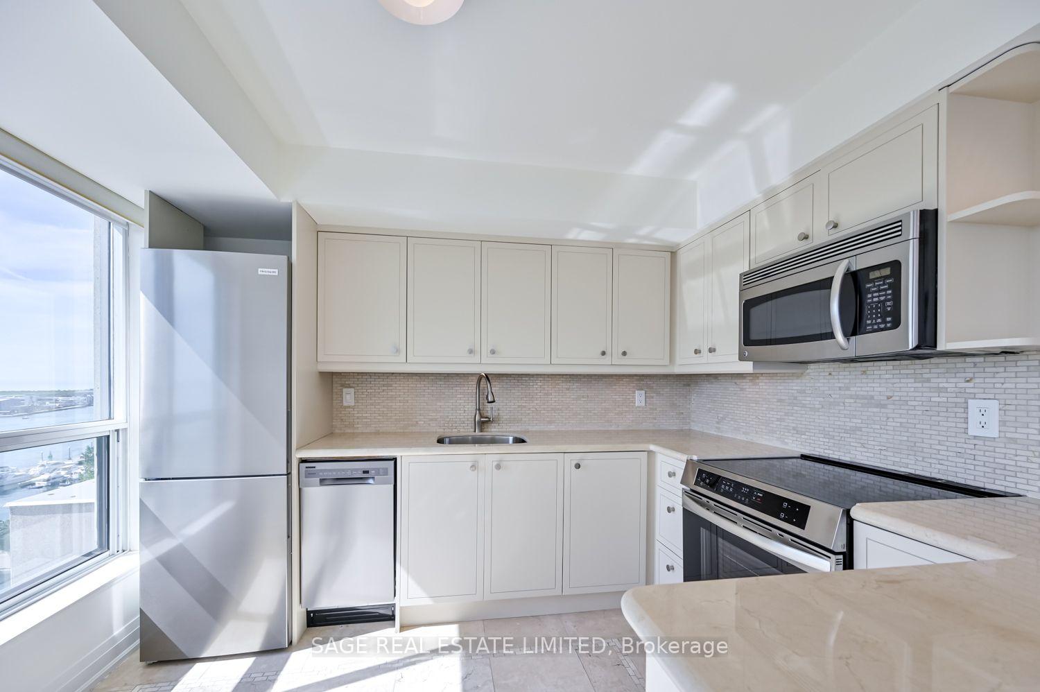 Photo 7 of Unit 1114, 410 Queens Quay W, Toronto, Waterfront Communities — HOMEH