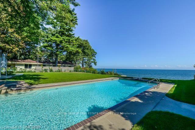 Photo 2 of 16 Ennisclare Drive W, Oakville, Morrison — HOMEH